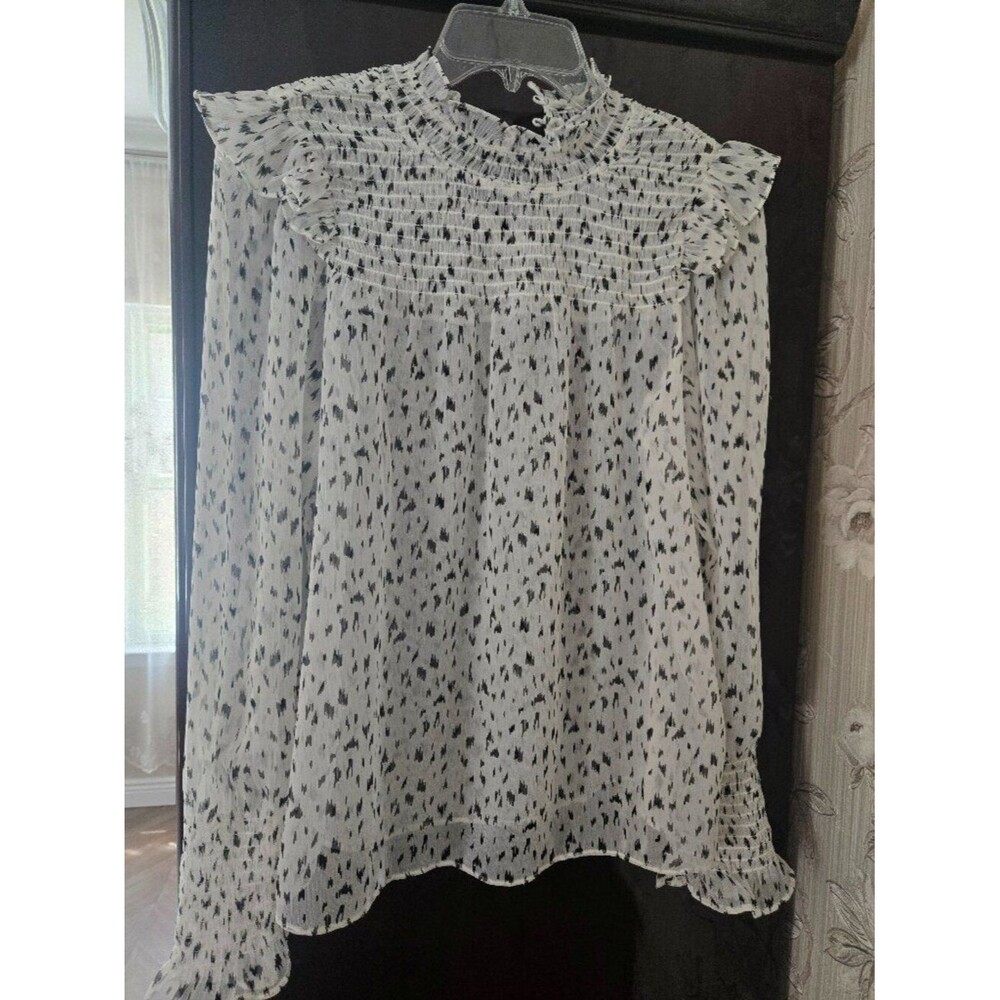 NWT BCBG blouse